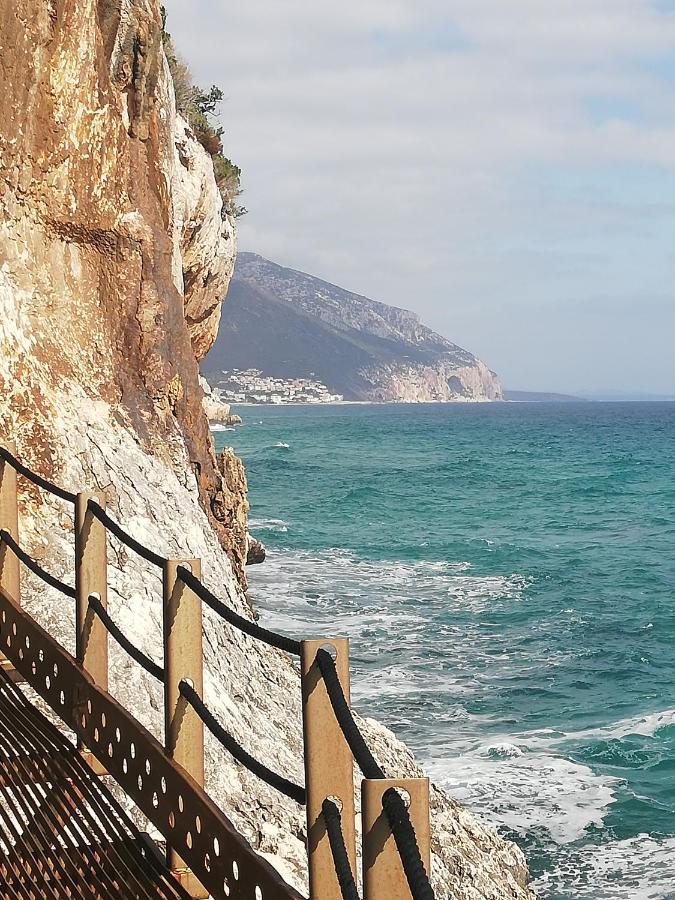 Appartamenti Le Conchiglie E Le Stelle Marine Cala Gonone Exterior photo