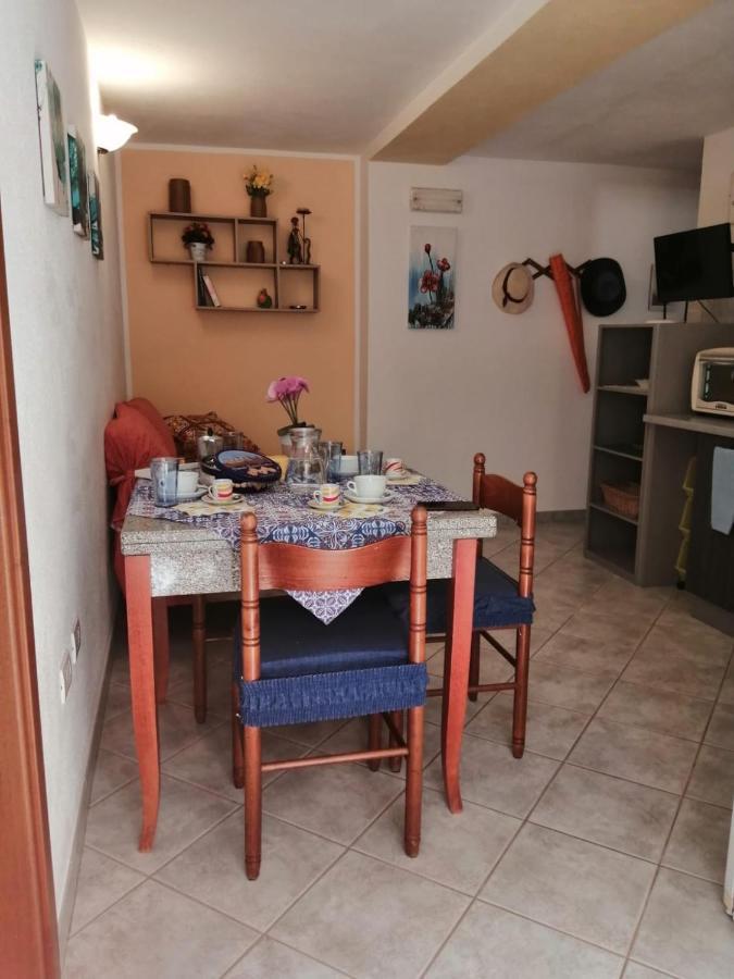 Appartamenti Le Conchiglie E Le Stelle Marine Cala Gonone Exterior photo